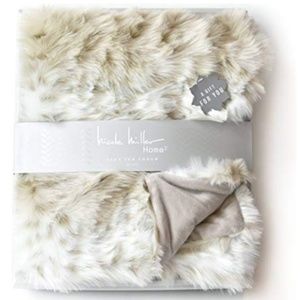 Nicole Miller || Snow Leopard Fur Throw Blanket